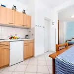 Apartament Apartment&rooms Casa Banko