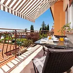 Apartment&rooms Casa Banko *